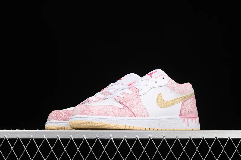 All categories Air Jordan Jordan series basketball shoes Air Jordan 1 Low P version Air Jordan 1 Low GS AJ1 Joe 1 low-top ice cream low-top basketball shoes CW7104-601